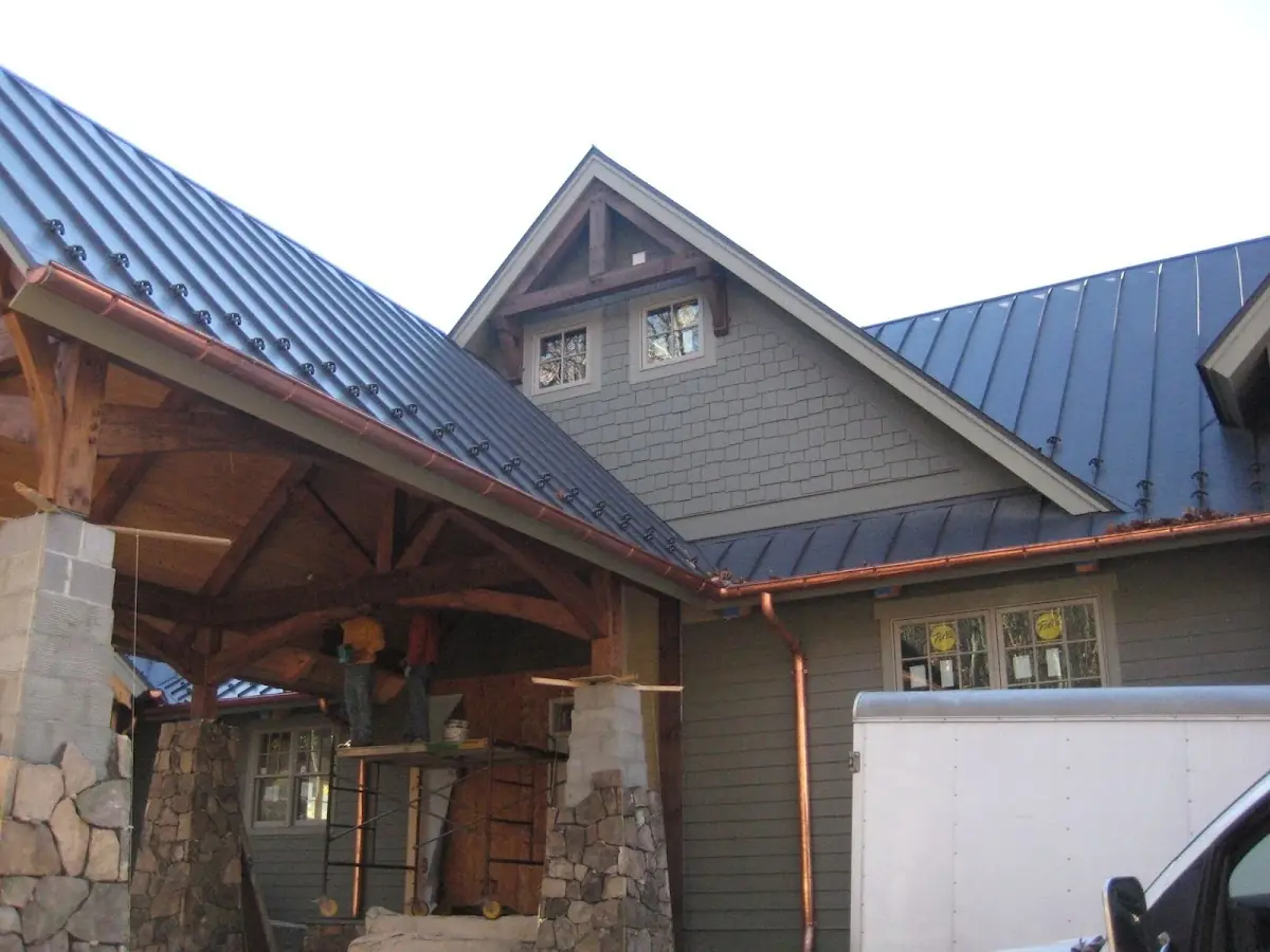 Craftsman Roofing team delivering quality roofing work in Selma